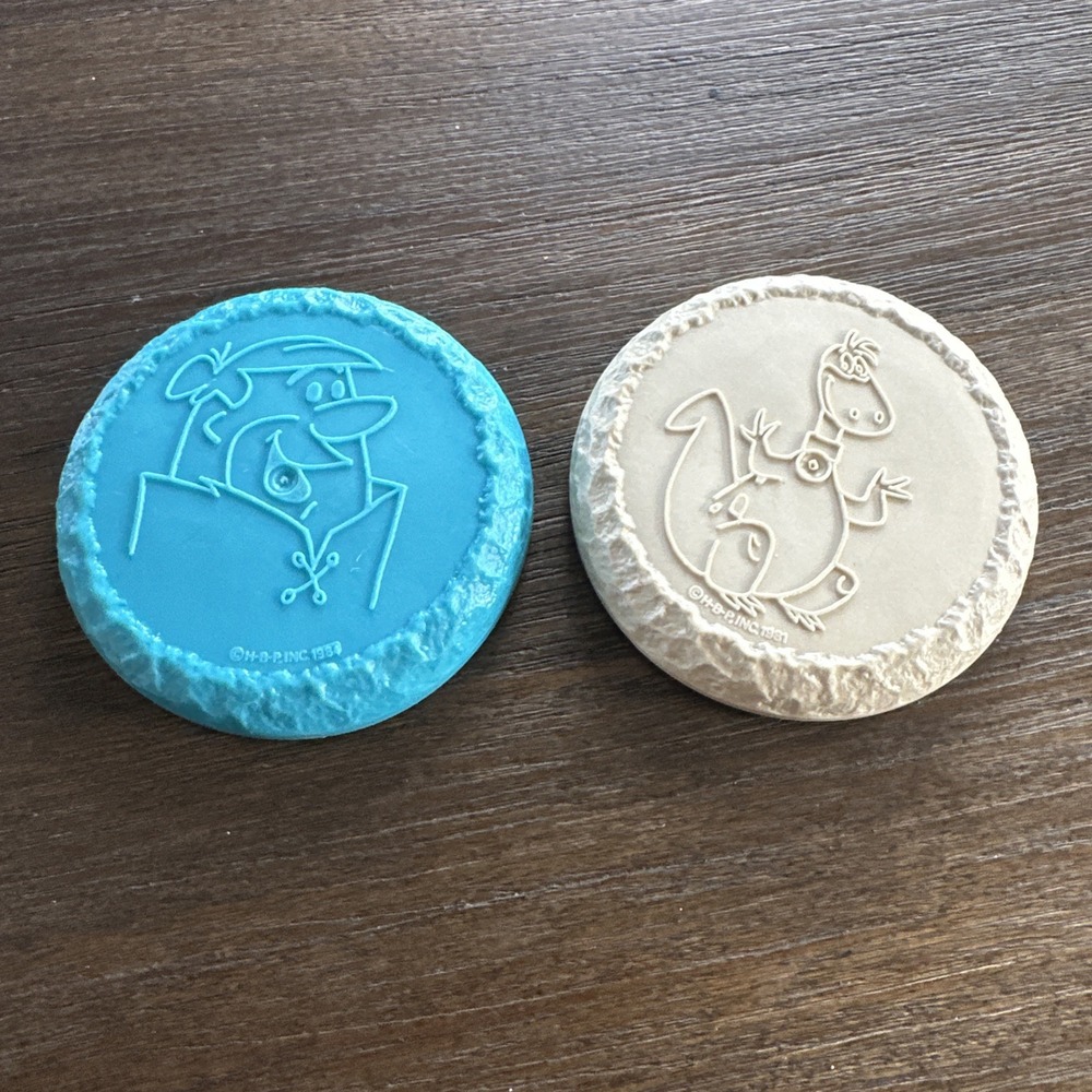 Vintage Fruity Pebbles Dino & BarneyFrisbee 3.5"